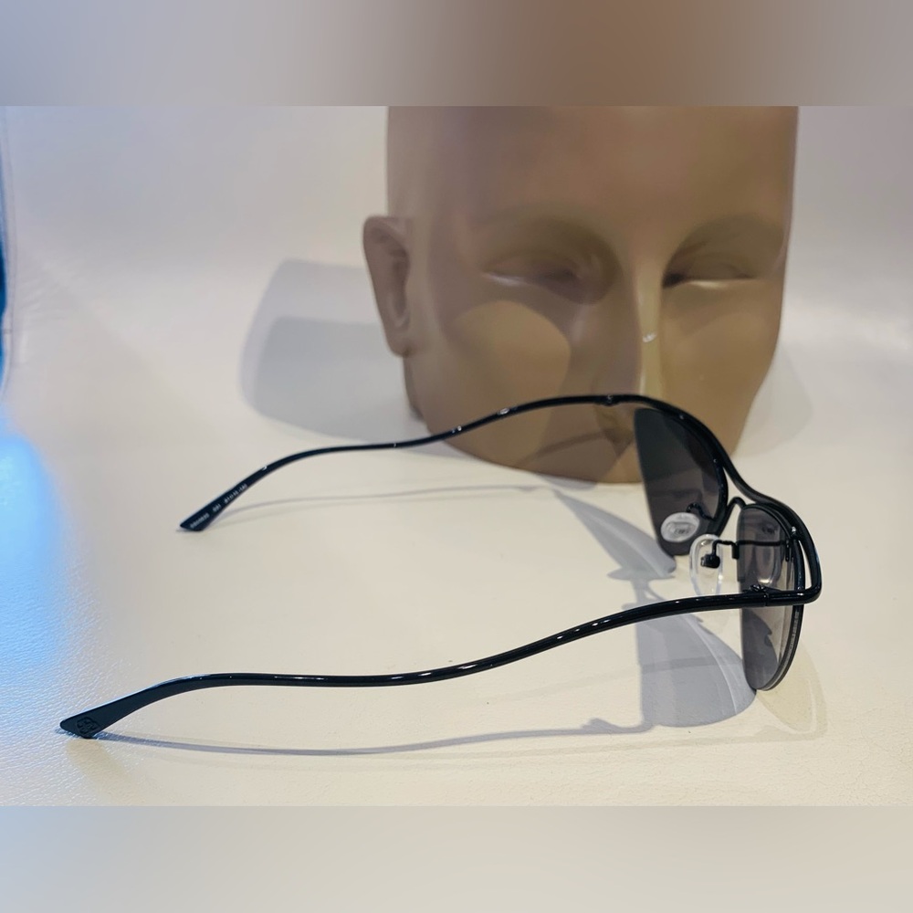 New Women’s Balenciaga Sunglasses - Picture 7 of 12